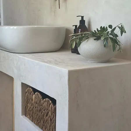 Ionian Grove - Serenity * Karia (Kefalonia)